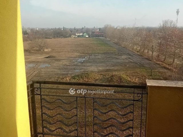 Eladó téglalakás, Dunaharasztin 62.5 M Ft, 2 szobás