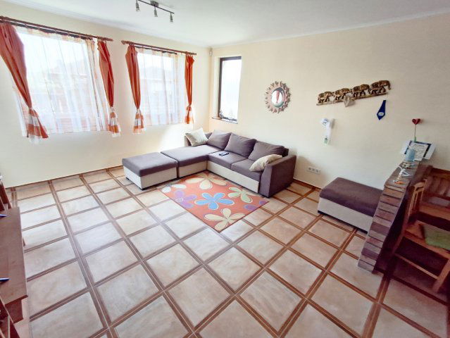 Eladó ikerház, Pomázon 119.9 M Ft, 4 szobás