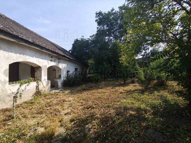 Eladó telek, Balatonkenesén 64 M Ft / költözzbe.hu