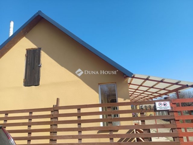 Eladó családi ház, Pilisen 19.9 M Ft, 4 szobás