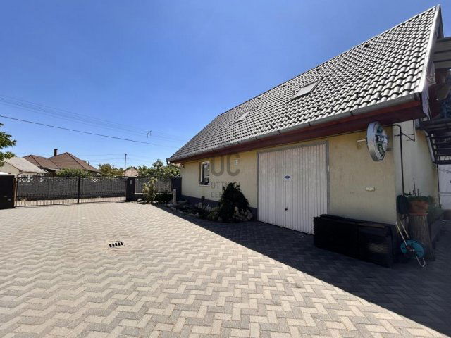 Eladó családi ház, Abonyban 74 M Ft, 3 szobás