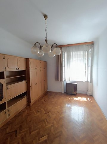 Eladó téglalakás, Budapesten, III. kerületben, Szomolnok utcában