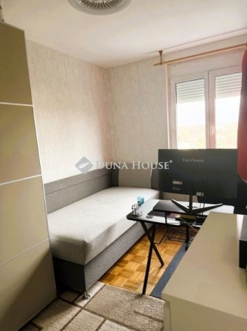 Eladó panellakás, Budapesten, XIV. kerületben 63.5 M Ft, 2 szobás