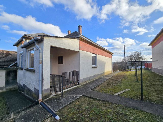 Eladó családi ház, Apátistvánfalván 35 M Ft, 2 szobás