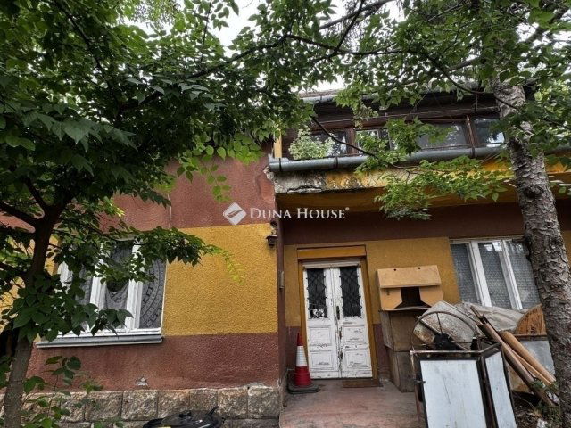 Eladó családi ház, Budapesten, XXI. kerületben 79.9 M Ft