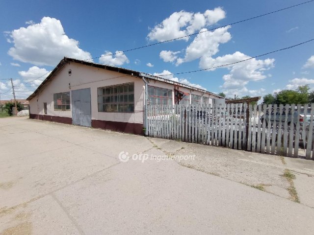 Eladó ipari ingatlan, Kondoroson 37 M Ft / költözzbe.hu