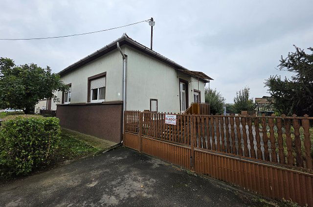 Eladó családi ház, Rakamazon 36 M Ft, 3 szobás