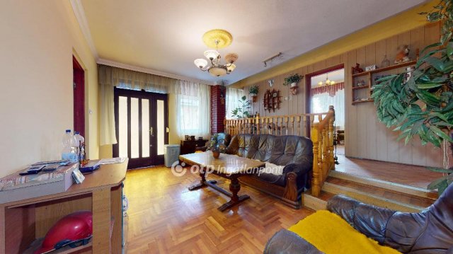 Eladó családi ház, Ajakon 36 M Ft, 3 szobás