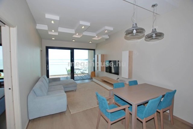 Kiadó téglalakás, albérlet, Balatonfüreden 700 E Ft / hó