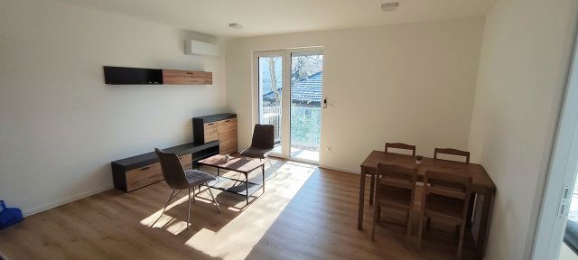 Eladó téglalakás, Balatonkenesén 73 M Ft, 2 szobás