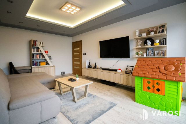 Eladó téglalakás, Békéscsabán 42.9 M Ft, 2 szobás