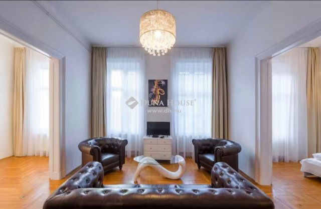 Eladó téglalakás, Budapesten, VII. kerületben 110 M Ft, 5 szobás