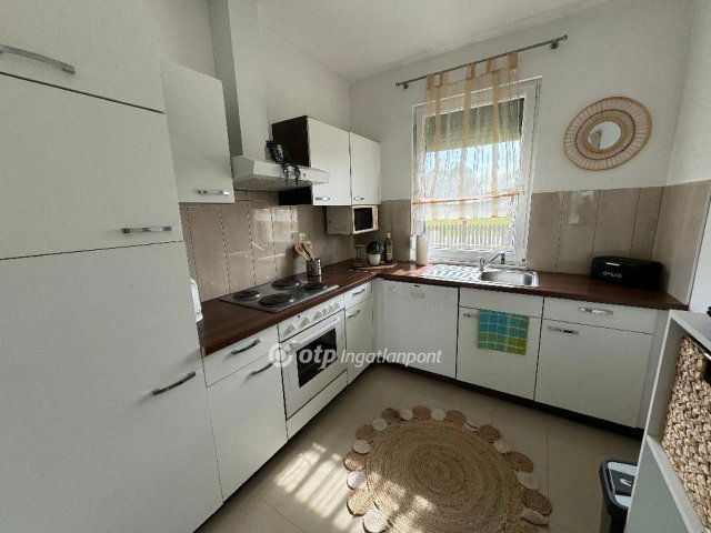 Eladó családi ház, Hövejen 99.06 M Ft / költözzbe.hu