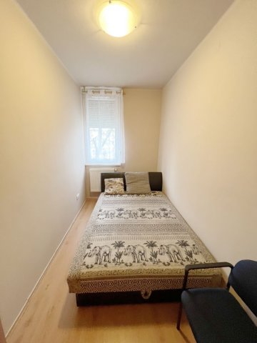 Kiadó téglalakás, albérlet, Debrecenben 200 E Ft / hó, 3 szobás