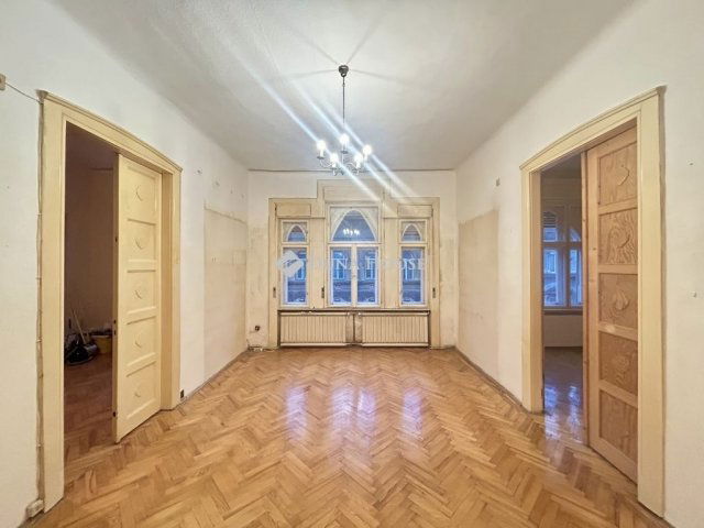 Eladó téglalakás, Budapesten, VII. kerületben 90 M Ft, 4 szobás