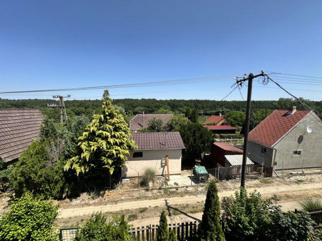 Eladó családi ház, Gombán 29.9 M Ft, 1 szobás
