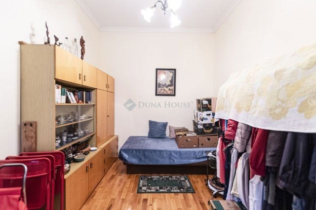 Eladó téglalakás, Budapesten, VI. kerületben 99.8 M Ft, 3 szobás