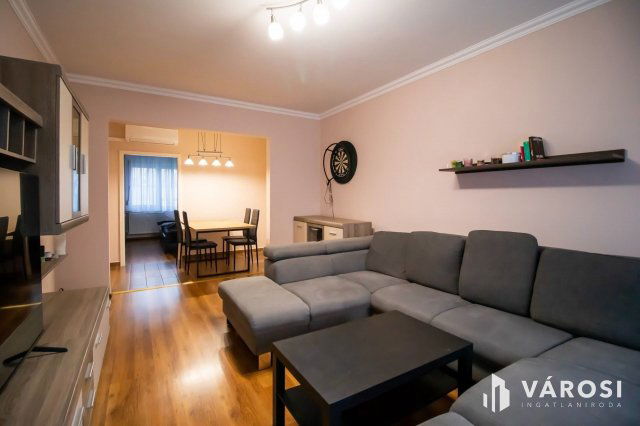 Eladó panellakás, Székesfehérvárott 58.9 M Ft, 2 szobás