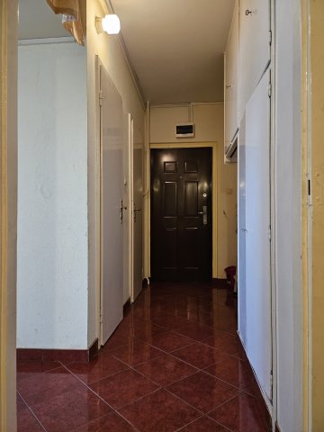 Eladó panellakás, Székesfehérvárott, Gáz utcában 42.9 M Ft