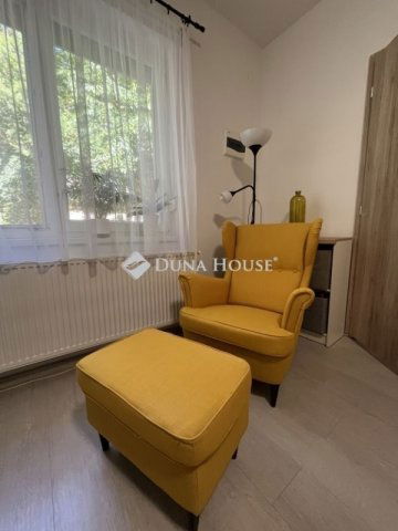 Eladó családi ház, Budapesten, X. kerületben 65 M Ft, 3 szobás