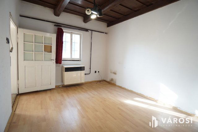 Eladó családi ház, Zalakaroson 25 M Ft, 2 szobás