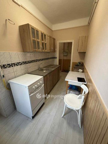 Eladó téglalakás, Miskolcon 25.2 M Ft, 1 szobás