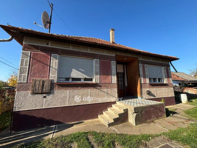 Eladó családi ház, Hajdúdorogon 31 M Ft, 2+1 szobás