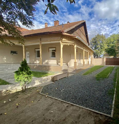 Eladó családi ház, Békéscsabán 27.9 M Ft, 2 szobás