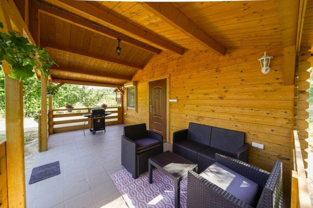 Eladó családi ház, Kápolnásnyéken 55.9 M Ft, 1+1 szobás