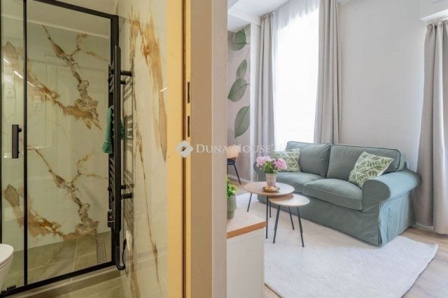 Eladó téglalakás, Budapesten, VII. kerületben 43.9 M Ft