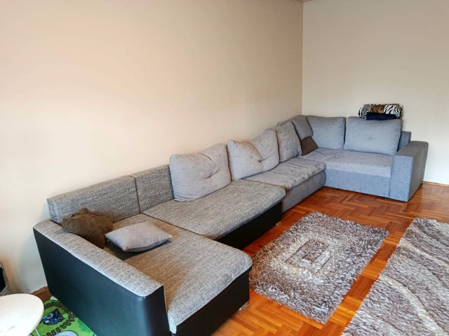 Eladó panellakás, Nyíregyházán 48 M Ft, 3 szobás