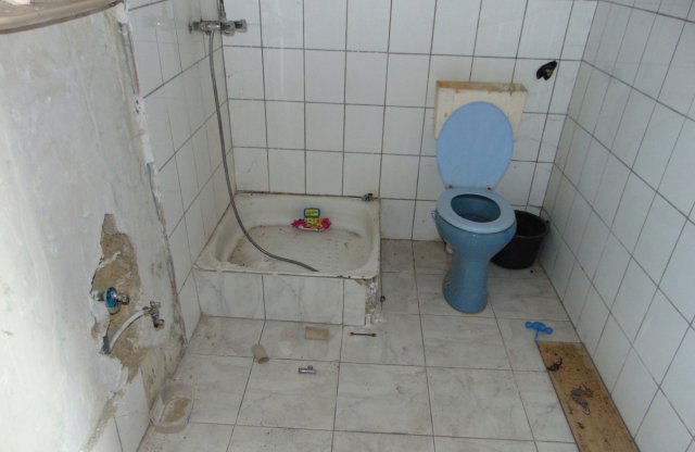 Eladó családi ház, Esztergomban 10.47 M Ft, 1+1 szobás