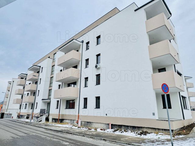 Eladó téglalakás, Győrött 67.1 M Ft, 2 szobás