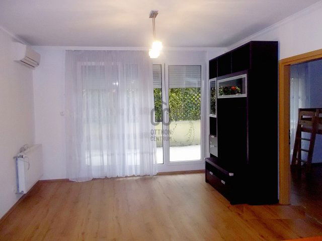 Eladó téglalakás, Budapesten, XIII. kerületben 98 M Ft, 3 szobás