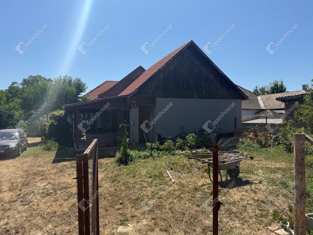 Eladó családi ház, Kisszékelyen 48 M Ft, 4 szobás