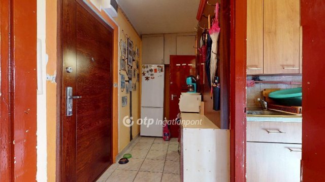 Eladó panellakás, Miskolcon 24.4 M Ft, 1+1 szobás