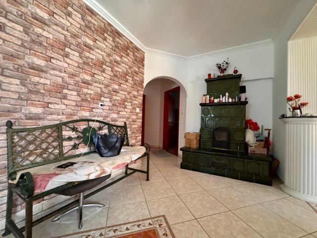 Eladó családi ház, Zalacsányon 89 M Ft, 5 szobás