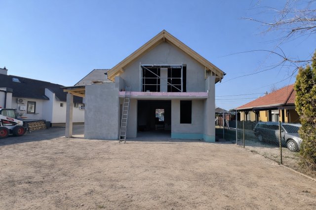 Eladó ikerház, Dunaharasztin 164.7 M Ft, 5 szobás