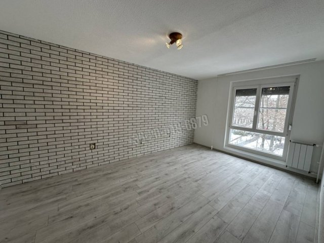 Eladó panellakás, Pakson, Pollack Mihály utcában 47.9 M Ft