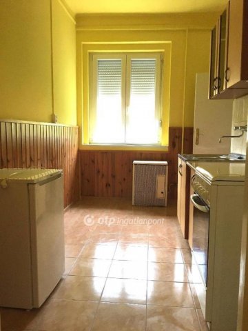 Eladó téglalakás, Miskolcon 24.5 M Ft, 1 szobás