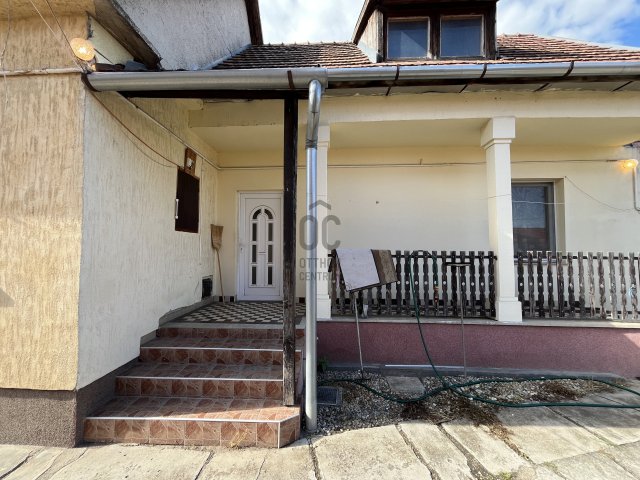 Eladó családi ház, Nagytarcsán 89.9 M Ft, 3 szobás