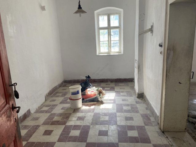 Eladó családi ház, Hódmezővásárhelyen 19.5 M Ft, 2 szobás
