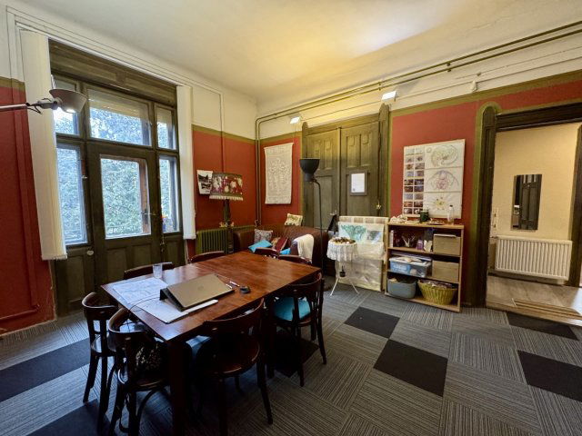 Eladó téglalakás, Keszthelyen 59.9 M Ft, 4 szobás