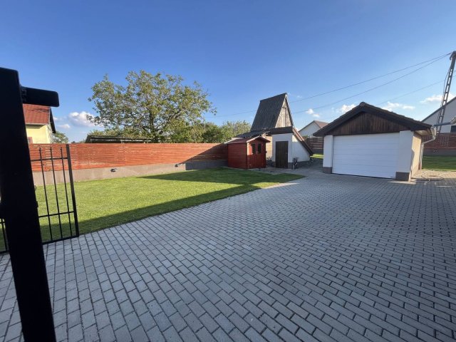 Eladó családi ház, Rácalmáson 53 M Ft, 2 szobás