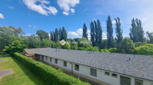 Eladó téglalakás, Budapesten, III. kerületben 200 M Ft, 6 szobás