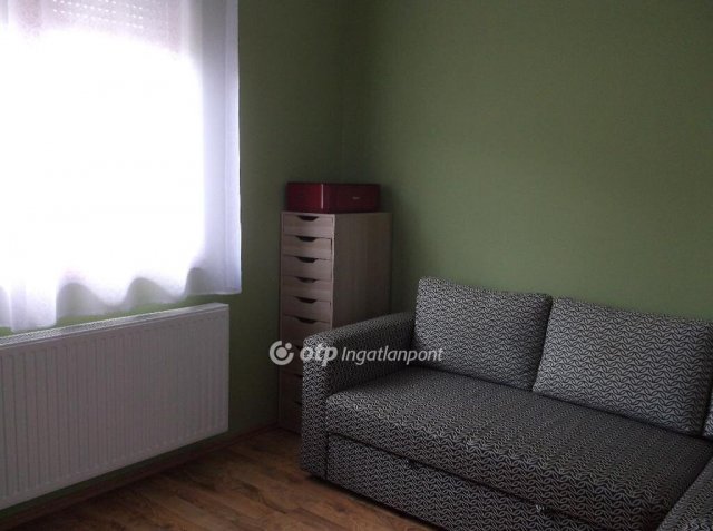 Eladó családi ház, Gyöngyösön 135 M Ft, 3+1 szobás