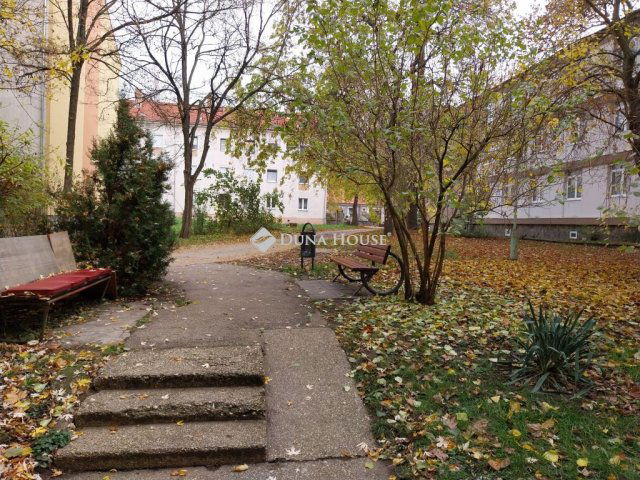 Kiadó téglalakás, albérlet, Oroszlányban 125 E Ft / hó