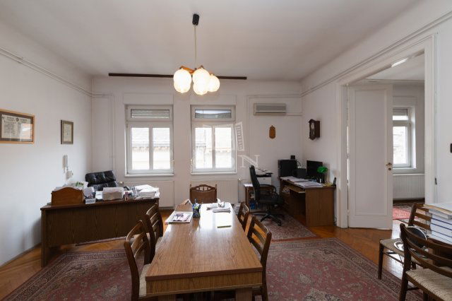 Eladó iroda, Budapesten, V. kerületben 185 M Ft, 3+1 szobás