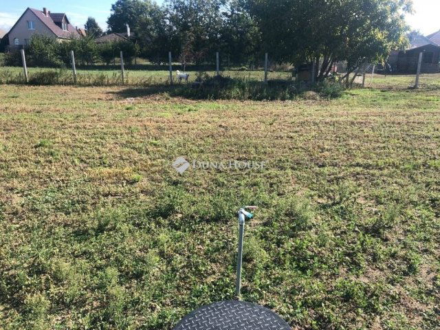 Eladó telek, Rácalmáson 19.91 M Ft / költözzbe.hu