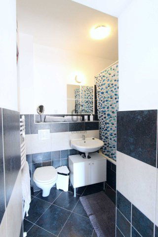 Kiadó téglalakás, albérlet, VI. kerületben, Eötvös utcában